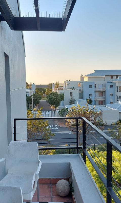 To Let 2 Bedroom Property for Rent in Royal Ascot Western Cape
